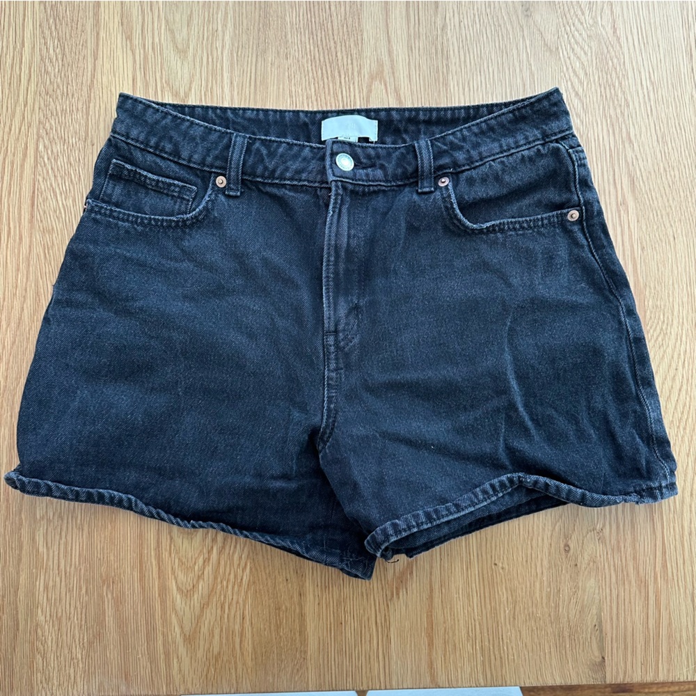 H&M Mom Shorts